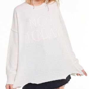 NEW  WILDFOX Not Today Sweater - L